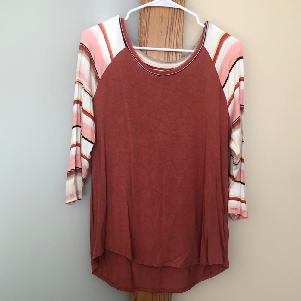 Maurices 3/4 sleeve raglan top